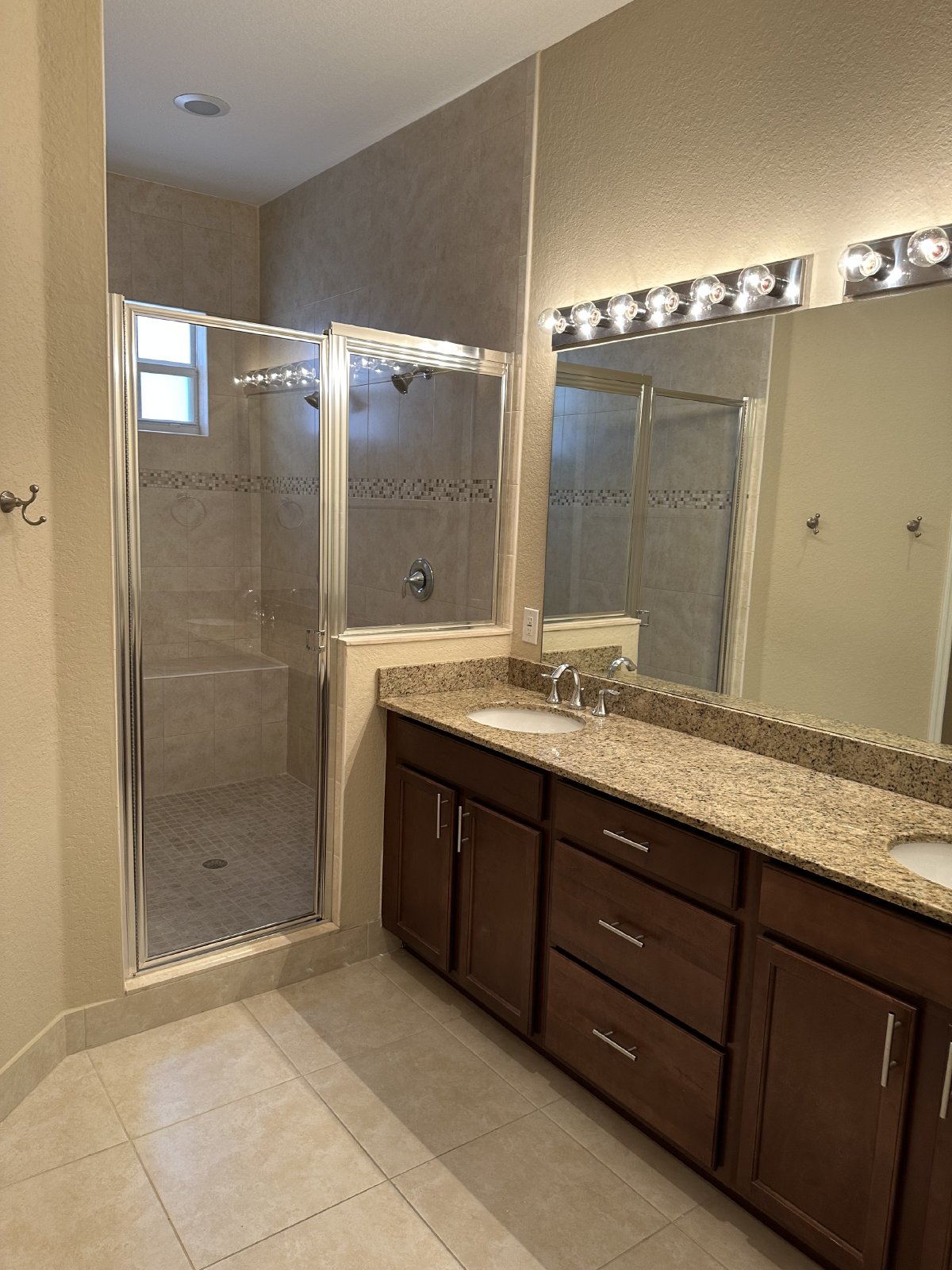 Beautiful Townhouse in Parkland property image