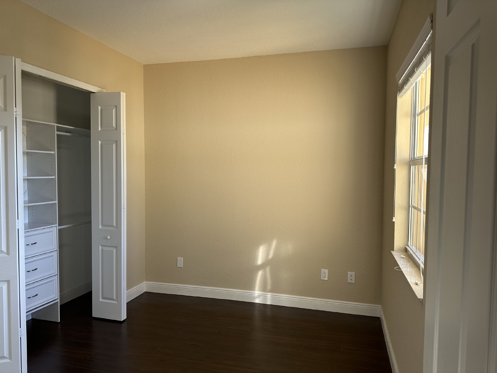 Beautiful Townhouse in Parkland property image