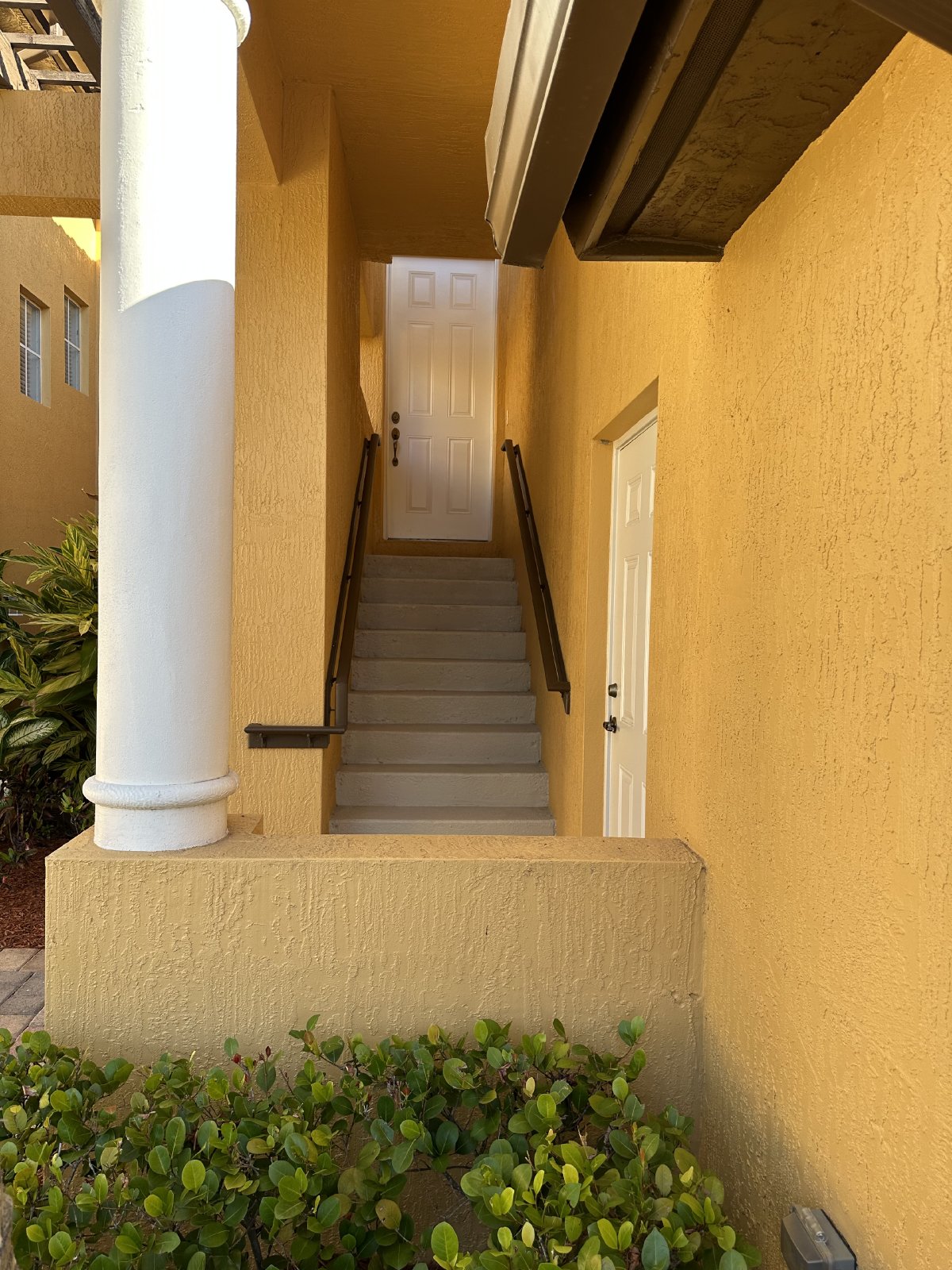 Beautiful Townhouse in Parkland property image